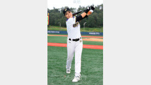 야구에 빠진 여자하키 영웅 진원심, 스틱 대신 배트…“녹색 운동장은 내 운명”