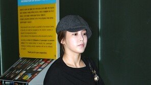 [포토] 소연, 아찔 각선미 ‘홍콩 남심 올킬할 기세!’