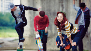 [포토] 카라 구하라, 프레피룩으로 ‘캠퍼스 잇걸’ 변신