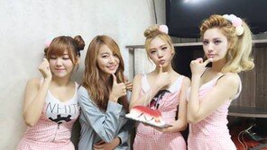 유이 애프터스쿨 유닛 응원, 오렌지캬라멜 위해 케이크 준비 ‘훈훈’