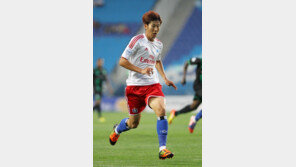 쐈다! 손흥민… 개막 3경기만에 마수걸이 골