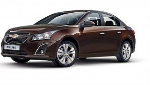 더 세련되고 더 똑똑해진 준중형 세단의 황태자