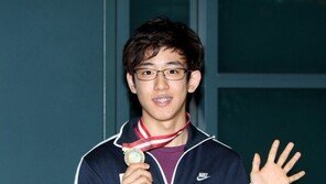 [포토] ‘피겨’ 김진서 ‘첫 국제 무대…동메달 획득!’