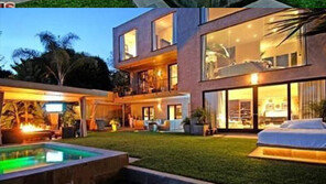 싸이, 美 매니저 저택 가보니 ‘초호화 럭셔리’