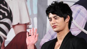 [SD포토] 서인국, 키스를 부르는 빨간 입술