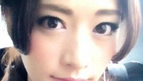 ‘승리 스캔들’ 쿠보 안나, 승리에 가슴 노출 등 유혹 펼쳐