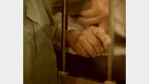 [뉴스A]단독/20년간 식물인간 행세한 살인범, 의사 출신 검사에 덜미