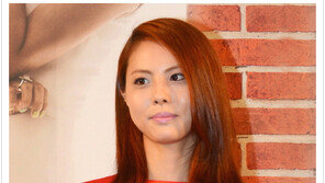 [우먼 동아일보 스타 뷰티] 러블리 모드! 박지윤의 ‘베이비 핑크 메이크업’ 노하우