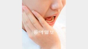 [헬스&뷰티]음식 먹을 때 찌릿한 통증 “이 금 갔네”