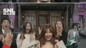 박은지 엽기 비키니  “버버리 코트 활짝 열어 젖혀보니…헉!”