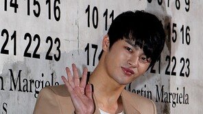 [포토] ‘대세’ 서인국, 손인사에 女心 ‘하트 뿅뿅’