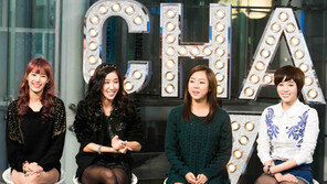 [포토] 쥬얼리, 무대 위 섹시녀 어디가고…귀요미 4인방
