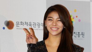 [SD포토] 에일리, 눈웃음+인형 몸매에 男心 녹네