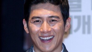 [포토] ‘품절男’ 고수, 환한 미소에 女心 ‘초토화’