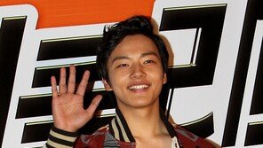 [포토] 여진구, 중학생 맞아? 앞머리 올리니 ‘상남자’