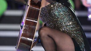 [SD포토] 탈북미녀 권설경, 신들린 손