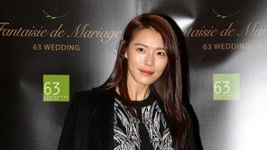 [포토] ‘하하 결혼식 하객’ 가희, 독특 하객 패션 ‘세련미 철철’