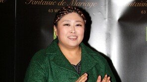 [포토] ‘하하 결혼식 하객’ BMK, 폭풍 축하