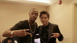 케이윌, B.o.B와 인증샷 공개…동서양 보컬의 만남
