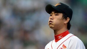 어깨 검진차 미국행 김광현이 심상찮다