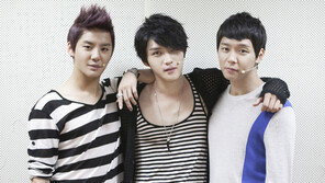 JYJ 소속사, 악의적 게시물 유포에 “법적 조치할 것”