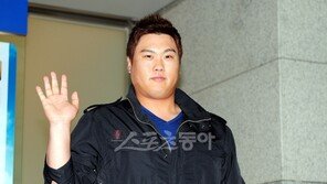 보라스 “류현진, 일본에서 뛸 수도 있다” 초강수