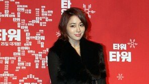 [포토] 이민정, 이병헌 사로잡은 도회적인 세련미