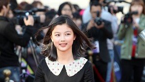 김유정 웨이브 공약, “아역상 아닌 인기상 받아야…”