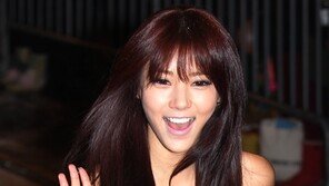 [SD포토] ‘SBS 가요대전’ 손담비, 숨막히는 각선미