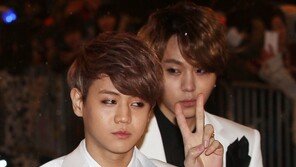 [SD포토] ‘SBS 가요대전’ 비스트 양요섭, 앙증맞은 브이