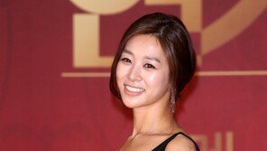 [SD포토] ‘SBS연기대상’ 장신영, 애엄마의 놀라운 보디라인