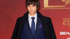 [SD포토] ‘SBS연기대상’ 민호, 우월한 비율 ‘블링블링’