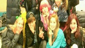 샤이니 소녀시대 응원, 훈남훈녀 한자리에 ‘빛나는 비주얼’
