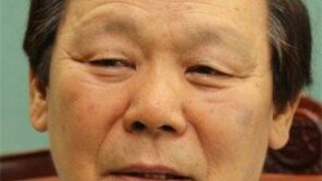 “朴당선인, 국민앞에 자주 서야 권위적 이미지 벗어”