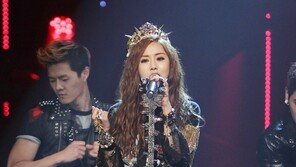 [포토] 투윤 허가윤, 시크한 블랙퀸 ‘강렬 카리스마’