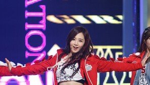 [포토] 유리, 격정 댄스…건강미 넘치는 몸매 ‘물올랐어’