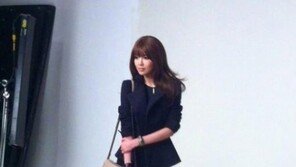 수영 무보정 각선미, 킬힐 덕분? “질투하지마!”
