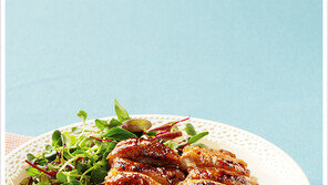 [우먼 동아일보 小식구 요리] 부드럽고 달콤한 닭고기가 가득~ ‘닭고기 데리야키덮밥’