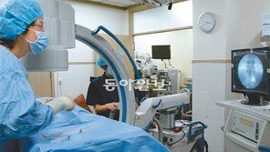 [헬스&뷰티/김재훈의 척추 이야기]<2> 허리디스크 신경성형·열 치료술