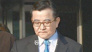 [고위층 성접대 의혹]‘성접대 의혹’ 김학의 법무차관 사퇴