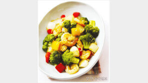 [우먼 동아일보] 브로콜리와 새우의 달콤한 만남 ‘브로콜리 새우볶음’