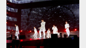 [O2플러스] 2PM, 땀과 눈물로 이룬 꿈…11만 관객과 하나 된 도쿄돔 콘서트