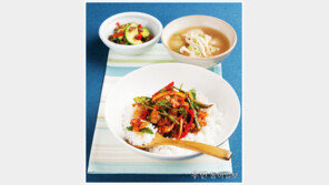 [우먼 동아일보] 힘이 솟는 상큼함 ‘바지락비빔밥’