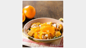 [우먼 동아일보] 푸드 스타일리스트 오용은과 함께~르크루제 그릴팬 요리 ‘오렌지 닭가슴살 샐러드’