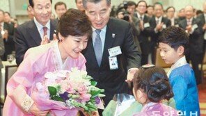 朴대통령 4박6일간 19개 일정 소화 ‘철의 여인’