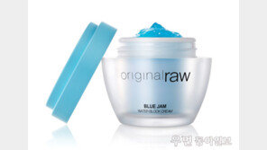 [우먼 동아일보] 뜨거운 피부 안녕~초강력 쿨링 수분 크림, 오리지널 로우 '아이스 블루잼’