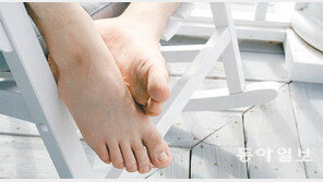 [헬스&뷰티]무좀, 장기간 꾸준히 치료? “한번 바르면 13일간 약효가 지속”