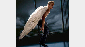 슈퍼 히어로 재산 순위 3위가 누구인가 보니…