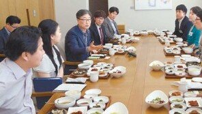 [청년드림/도시락 토크 CEO와 점심을]<1>윤부근 삼성전자 CE부문 사장