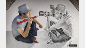 연필아트 甲 “거울이 아니라 그림?”